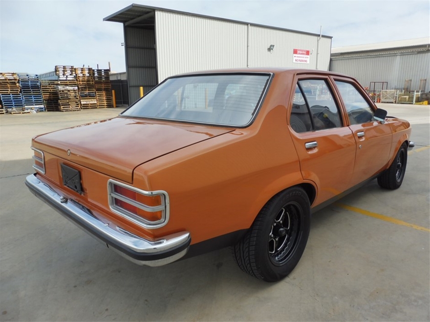 1977 Holden Torana LX RWDSide Back